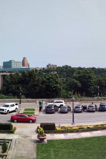 Montreal: Private Tour to Niagara Falls - Activities in Niagara Falls