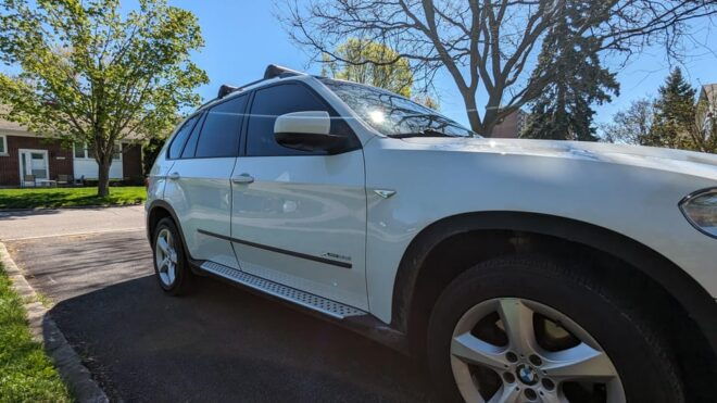 Montreal: Private Transfer From Montreal Airport to Ottawa - Pick-up and Drop-off