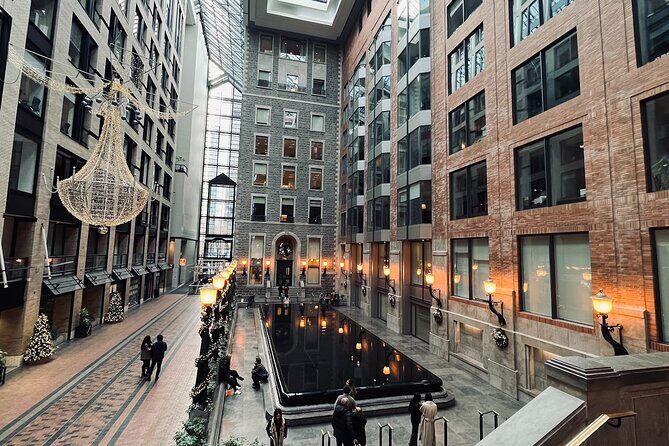 Montreal Private Walking Tour to Downtown RESO and Old Montreal - Starting at the Montreal Museum of Fine Arts