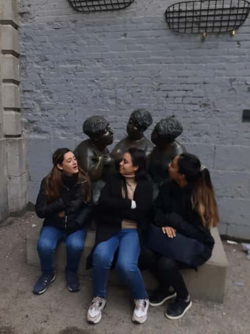 Montreal: Private Walking Tour with a Local - Duration and Flexibility