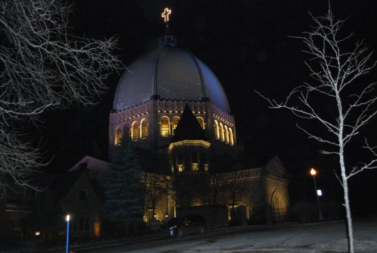 Montreal: Small Group Evening City Tour - Tour Duration and Guide Commentary