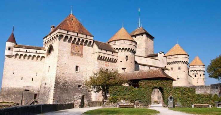 Montreux: Chateau Chillon Entrance Ticket - Good To Know