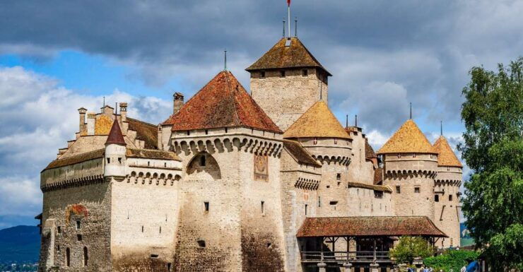 Montreux - Private Tour With Visit to Castle - Tour Activity Details
