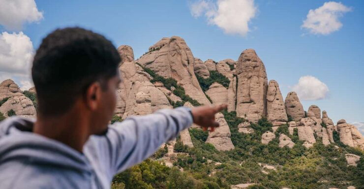 Montserrat Adventure: Railway, Hiking & Country House Lunch - Itinerary Highlights