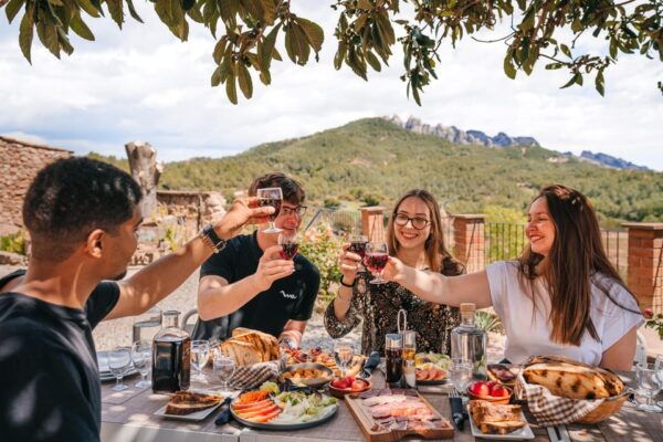 Montserrat Adventure: Railway, Hiking & Country House Lunch - Frequently Asked Questions