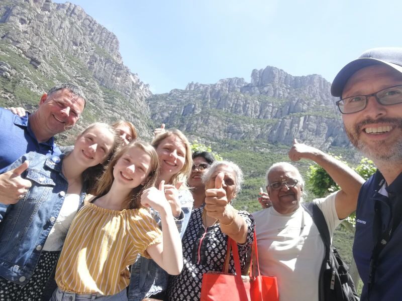 Montserrat, Girona & Costa Brava Full-Day Small Group Tour with Hotel Pickup - Guides can make the drives count