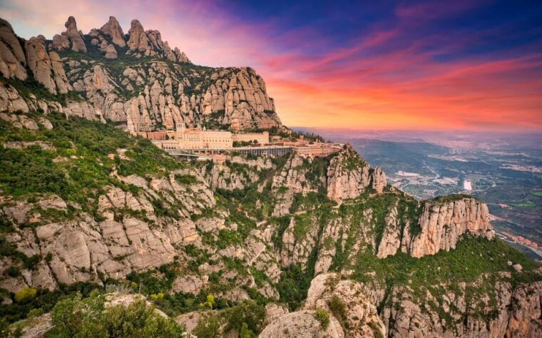 Montserrat Monastery Full Day Trip From Barcelona - Group Size and Tour Features