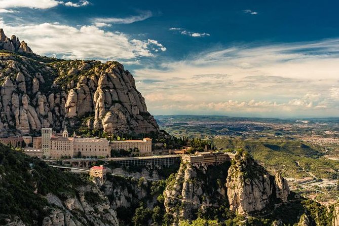 Montserrat Private Tour From Barcelona With Official Guide - Tour Reviews