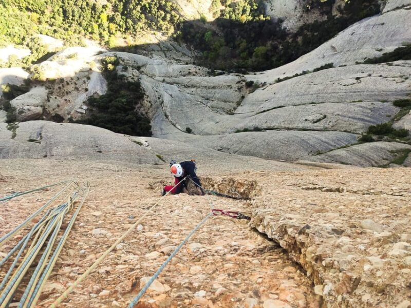 Montserrat: Rock Climbing in a Magical Environment. - Climbing Experience
