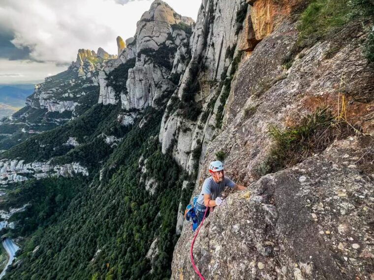 Montserrat: Rock Climbing in a Magical Environment. - Inclusions and Equipment