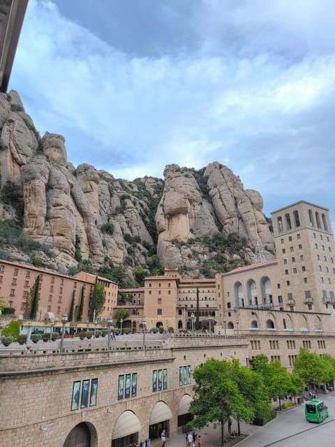 MONTSERRAT: TOUR IN ROMANIAN LANGUAGE - Tour Exclusions and Restrictions