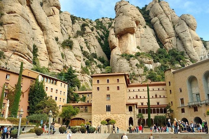 Montserrat Wine Tasting & Sitges -Reduced Group Hotel Pick up From Barcelona - Cancellation Policy