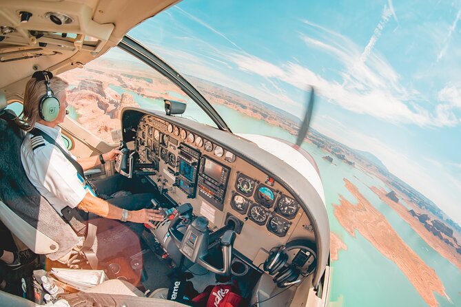 Monument Valley Air and Ground Tour From Phoenix (Mvj) - 4WD Adventure With Navajo Guide