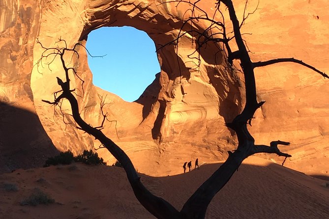 Monument Valley Extended Backcountry Tour - Tour Overview and Activities