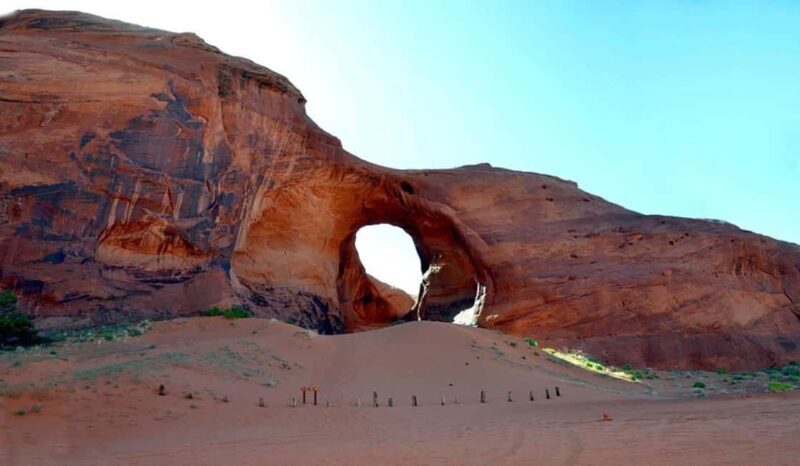 Monument Valley: Guided Tour of Secluded Locations - The Vehicles and Logistics