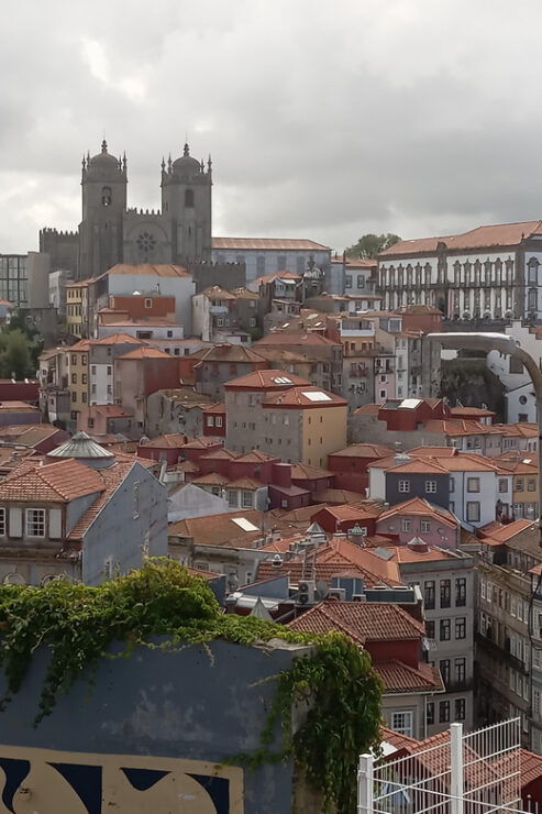 Monumental and Historical Oporto With the Stock Exchange Palace - Good To Know