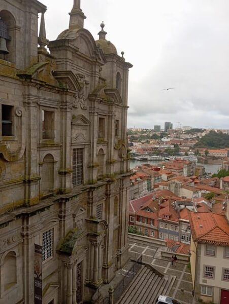 Monumental and Historical Oporto With the Stock Exchange Palace - Key Stops