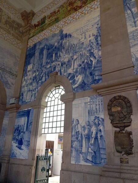 Monumental and Historical Oporto With the Stock Exchange Palace - Frequently Asked Questions