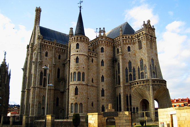 Monumental Astorga - Astorgas Iconic Monuments
