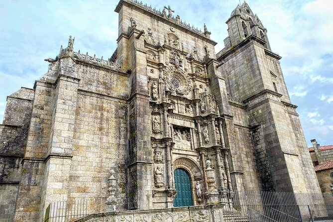 Monumental Morning Walking Tour in Pontevedra - How to Book