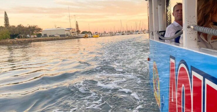 Mooloolaba: 1-Hour Land and Water Tour - Experience Highlights and Suitable Ages