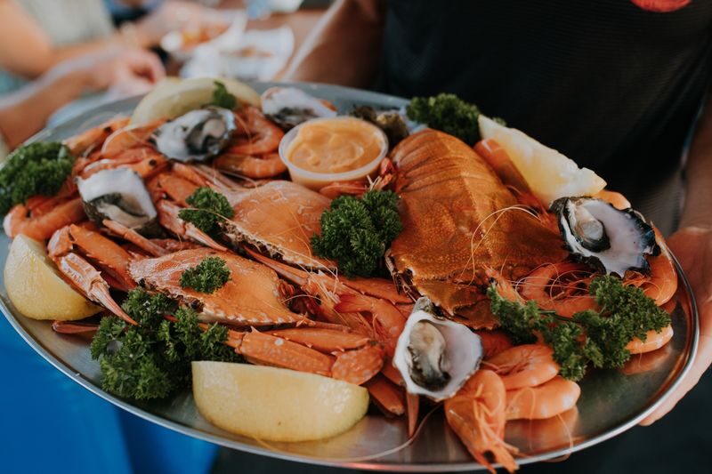 Mooloolaba Seafood Lunch Cruise in Sunshine Coast - Through the canals and past Minyama homes