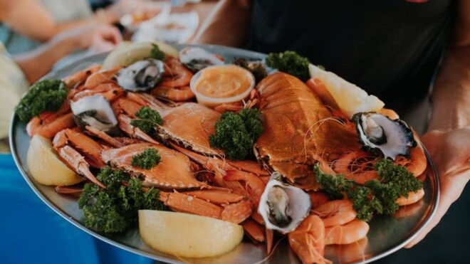Mooloolaba: Seafood Lunch Cruise - Additional Information