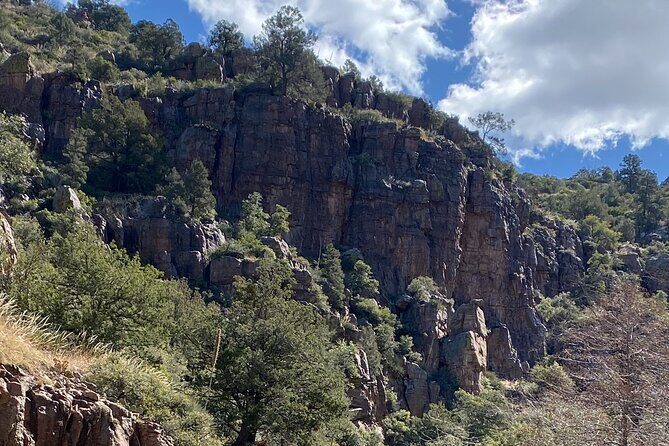 Moon Canyon Off-Road and Hiking Adventure from Chrysotile - FAQs