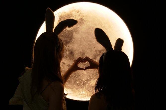 Moon Plan Selfie Photoshoot Experience in Kanazawa - Common Questions