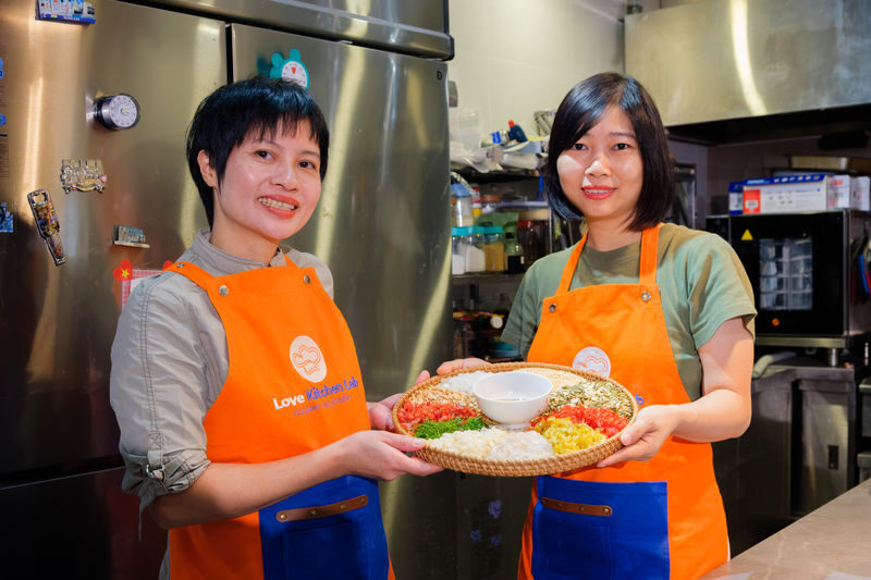 Mooncake Baking Experience with Vietnamese Tea Tasting in Hanoi - Shaping soft snow skin bánh deo