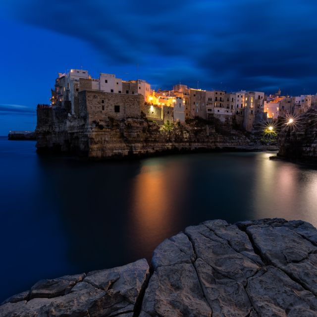 Moonlight Boat Tour to the Polignano a Mare Caves - Language Options