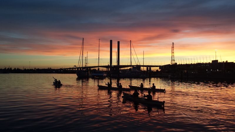 Moonlight City Sightseeing Kayak Experience in Melbourne - Key points before you book