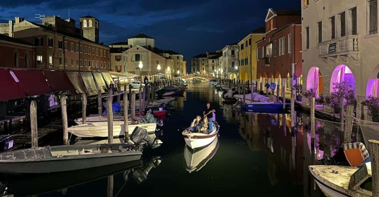 Moonlight Rowboat Romance 1/2 - Good To Know
