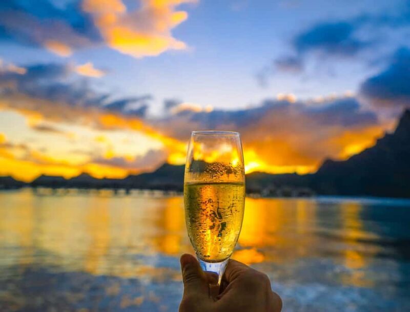 Moorea: Private Sunset Cruise with Champagne & Snorkeling - Who Should Consider This Tour?