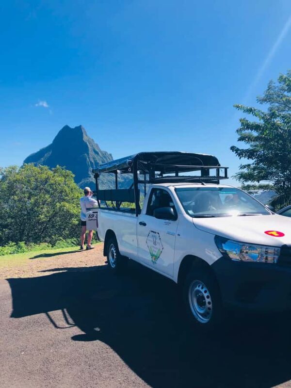 Moorea:4X4 safari excursion between land and sea with lunch - Good To Know