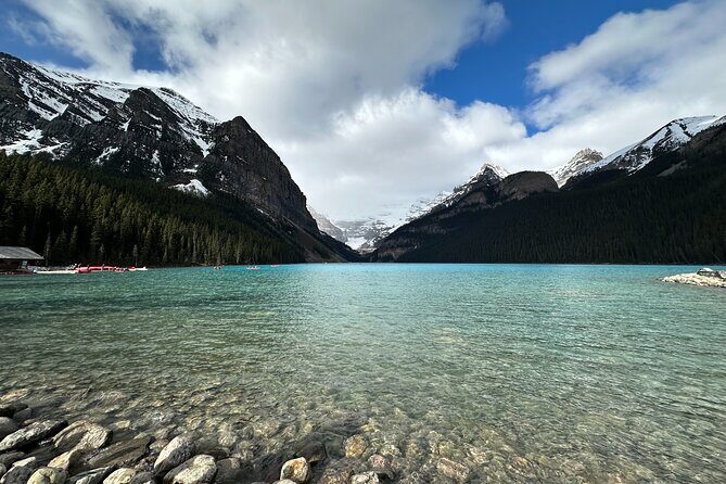 Moraine Lake And Lake Louise Tour from Banff - FAQs