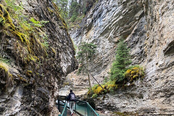 Moraine Lake, Lake Louise, Banff Town, Johnston Canyon from Banff - FAQ