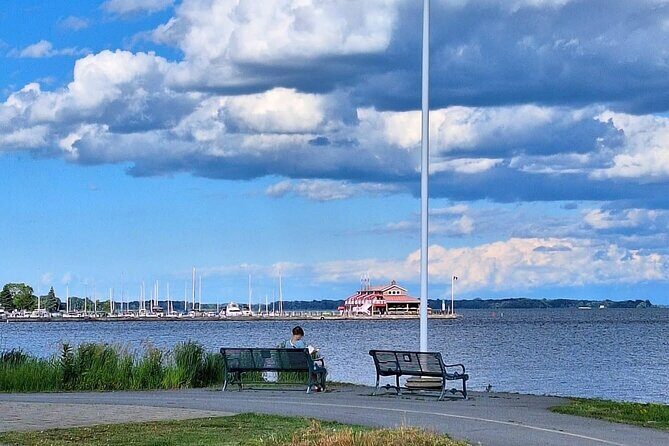 Moraine Lake, Louise, Emerald Lake, Johnston Canyon, Banff Town - Detailed Review of the Tour Experience