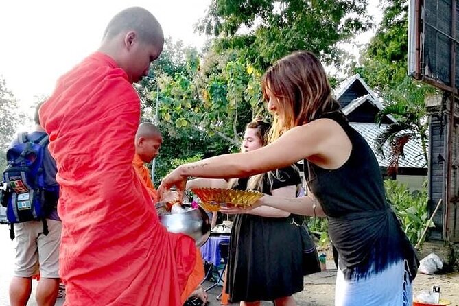 Moring Buddhist Culture, Doi Suthep Temple & Jing Jai Market (Private Tour) - Common Questions