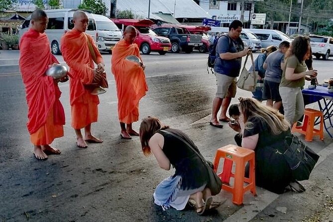 Moring Buddhist Culture, Doi Suthep Temple & Jing Jai Market (Private Tour) - The Sum Up