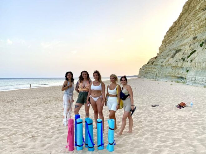 Morning Beach Yoga in Vila Lara/Porches by El Sol Lifestyle - Amenities Provided