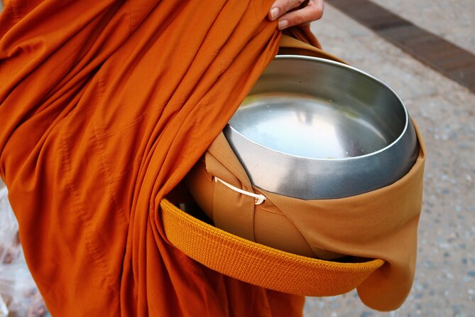 Morning Buddhist Almsgiving, Grand Palace and Flower Market Tour in Bangkok - Reviews