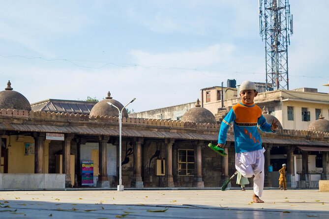 Morning Heritage Walk - House of Mg - Background