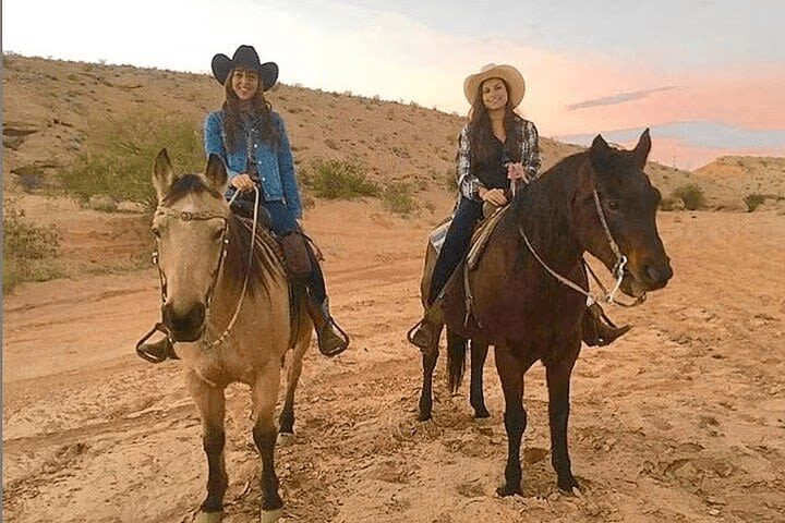 Morning Maverick Horseback Ride with Breakfast in Las Vegas - A guided 90-minute ride, at a steady pace