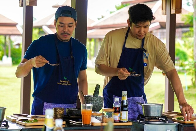 Morning Session - Thai Cooking Class in Traditional Pavilion With Beautiful Farm - Delicious Thai Dishes Prepared
