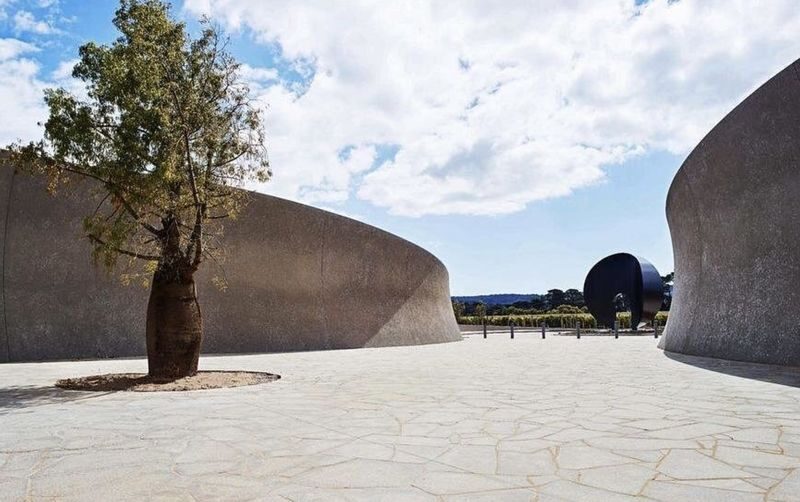 Mornington Peninsula Boutique Wine and Lunch Small Group Tour - Who should book this Mornington Peninsula tour