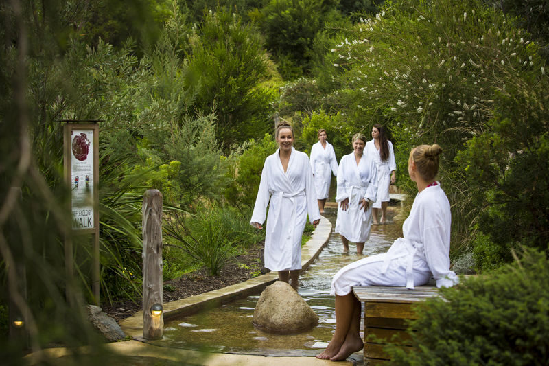 Mornington Peninsula Hot Springs Spa Day Tour - Three hours among the pools