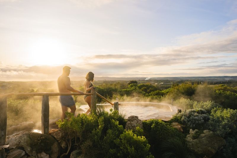 Mornington Peninsula Wine and Hot Springs Tour - A day that pairs vineyard lunch with a long soak
