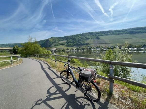 Mosel: Bike and Boat Tour With Picnic and Wine Tasting - Participant Guidelines