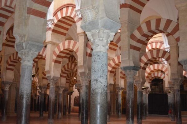 Mosque-Cathedral Small Group Guided Tour - Highlights